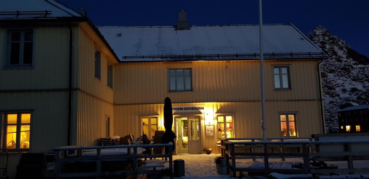 Nyksund Ekspedisjonen Hotel Buitenkant foto